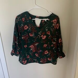 Green Floral flowy dress shirt/blouse